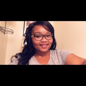 Meet your Posher, Amber